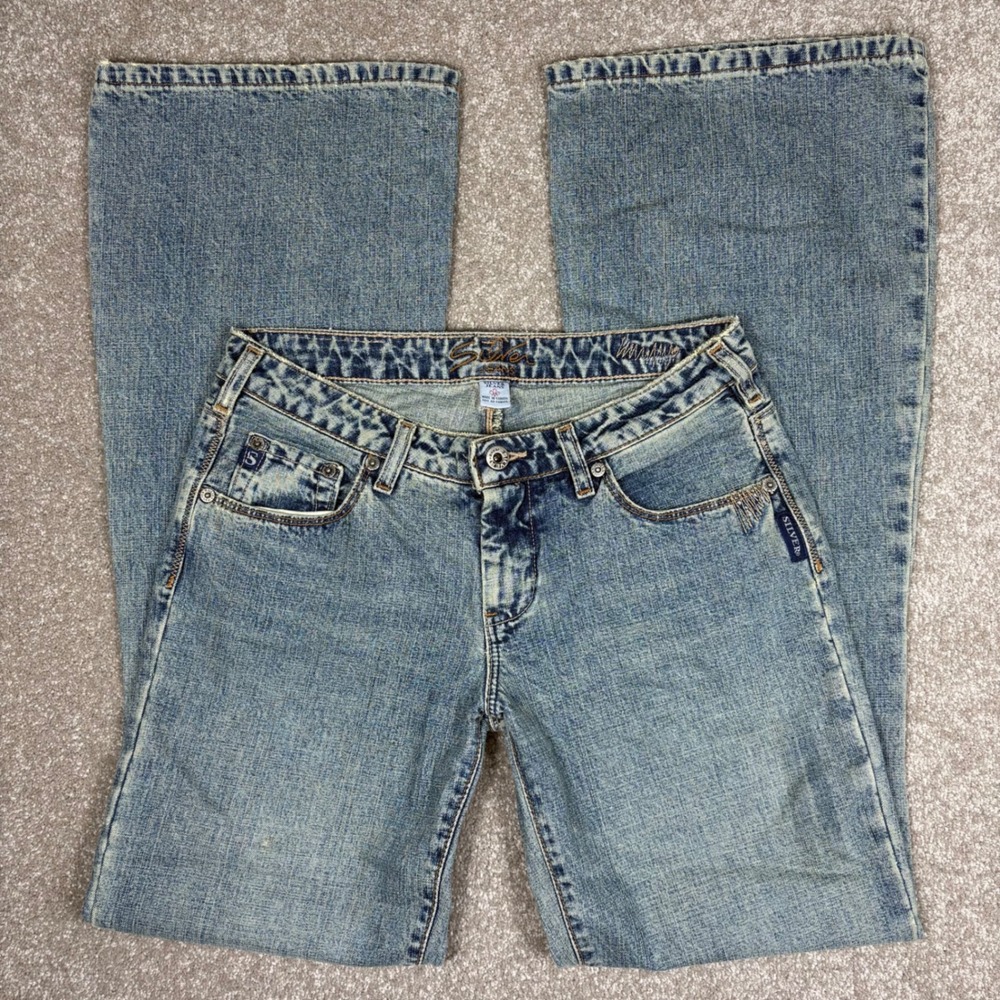 Silver Jeans Co Women 28 Flare Leg Mid Wash Low Rise Denim Jeans Made in Canada